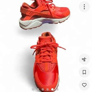 Happy Valentines Day ! Red Nike  Athletic Sneakers❤️❤️